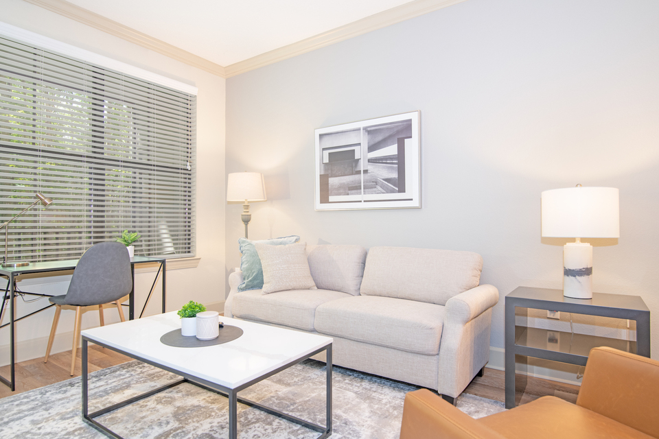 Rent Citigate Apartments 1013 in Jacksonville, FL Landing