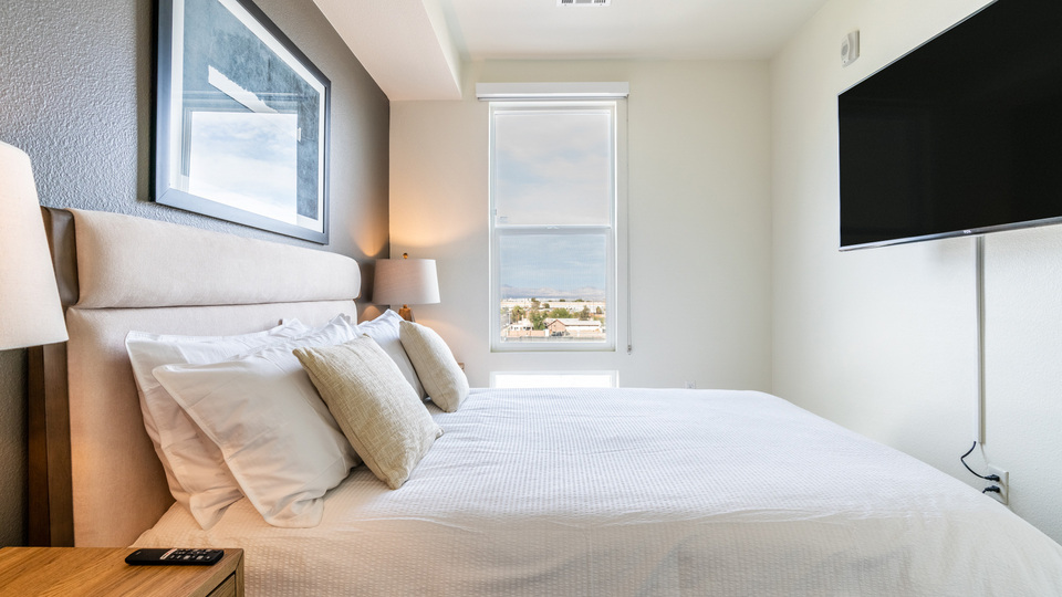 Rent Ely on Fremont 478 in Las Vegas, NV Landing