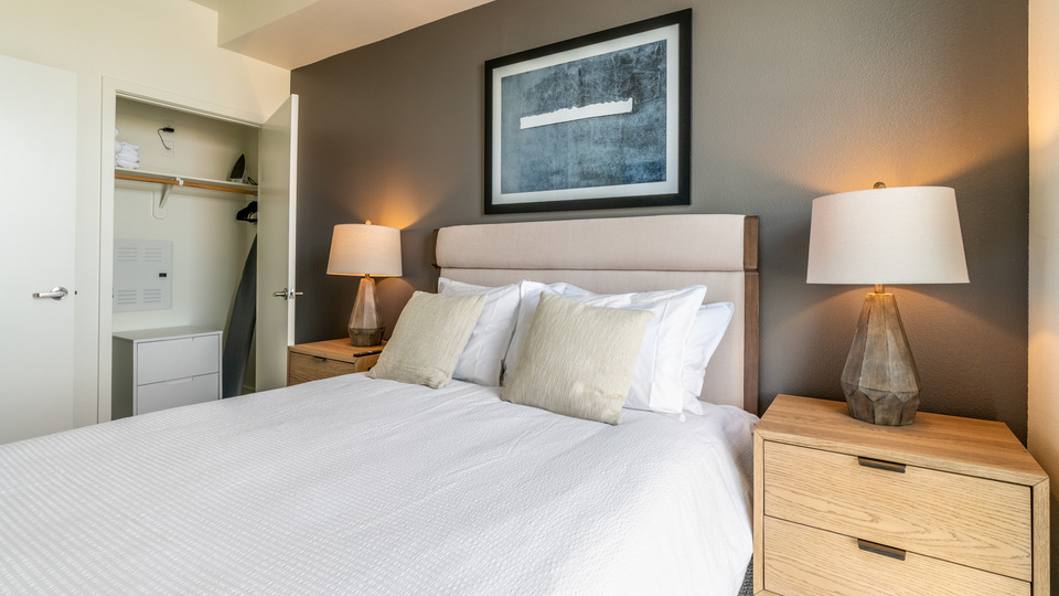 Rent Ely on Fremont 478 in Las Vegas, NV Landing