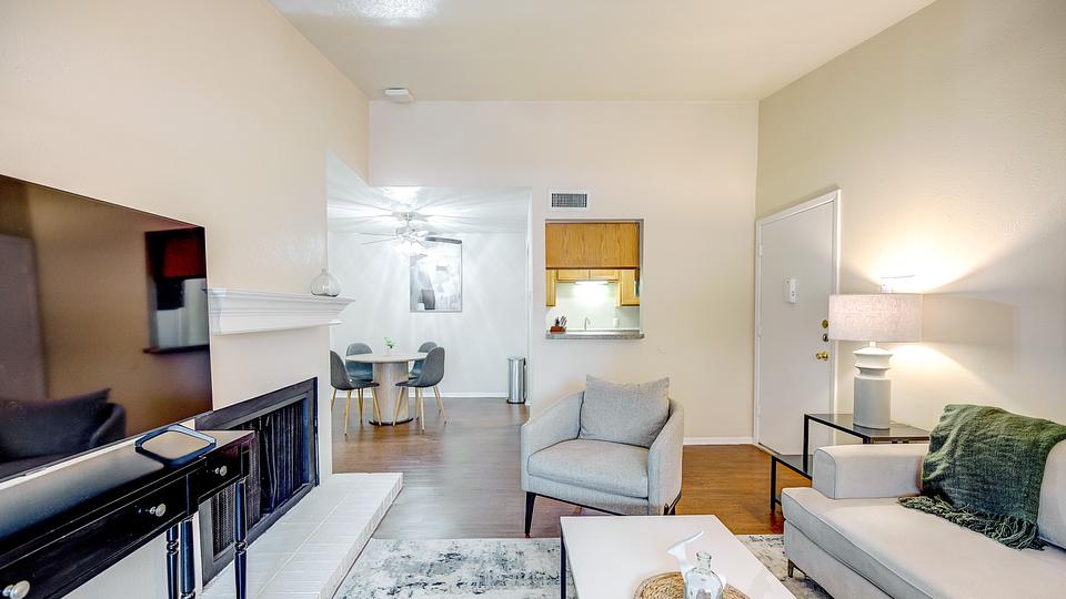 Rent The Reserve At Research Park Apartments 47103 in Huntsville, AL