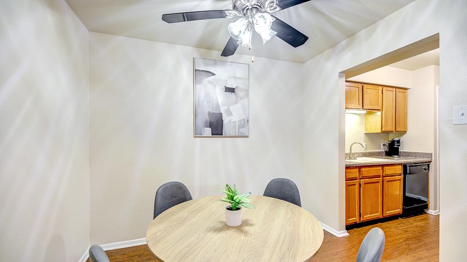 Rent The Reserve At Research Park Apartments 47103 in Huntsville, AL