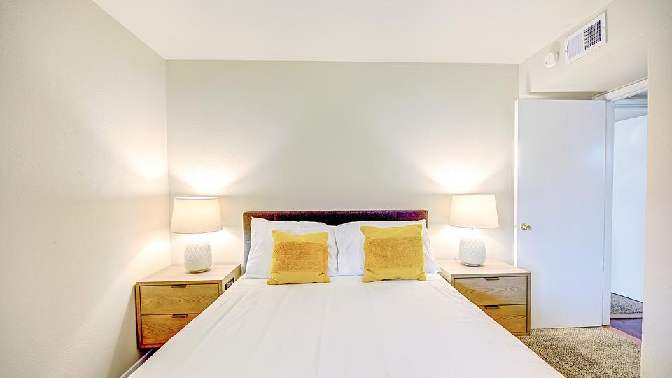 Rent The Reserve At Research Park Apartments 47103 in Huntsville, AL