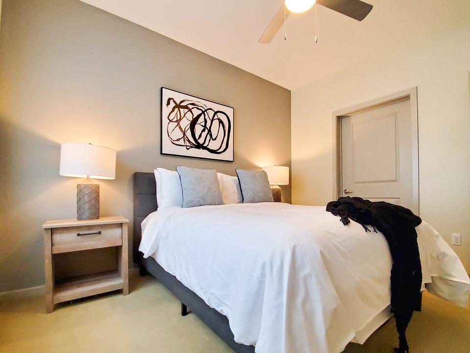 Rent LoHi Gold 134 in Denver, CO Landing