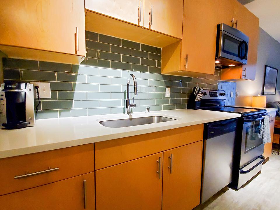 Rent LoHi Gold 134 in Denver, CO Landing