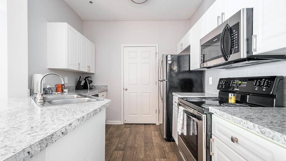 Rent Avana Thornblade 1118 in Greer, SC Landing