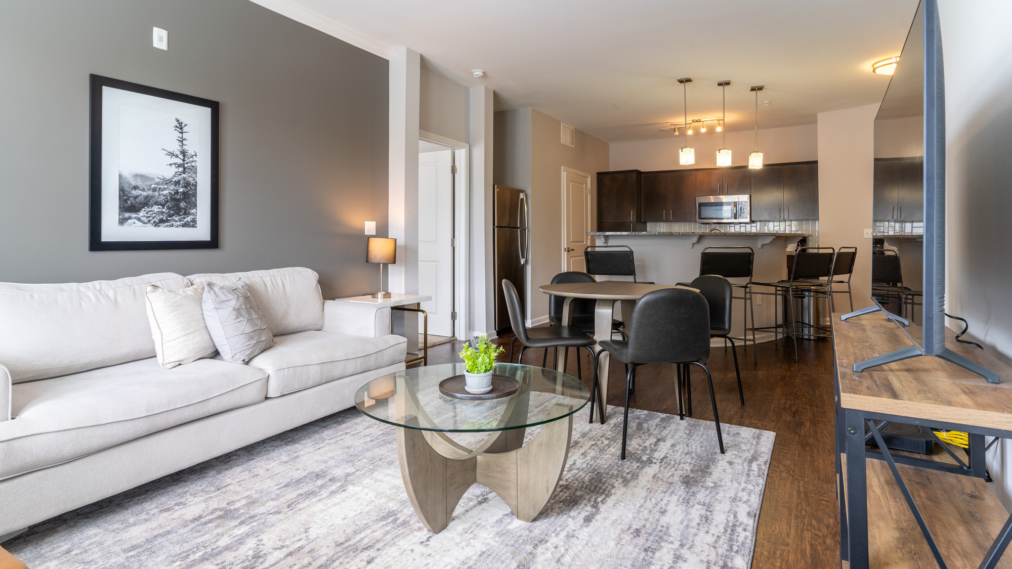 Rent Park Rowe Village at Perkins Rowe 3128 in Baton Rouge, LA Landing