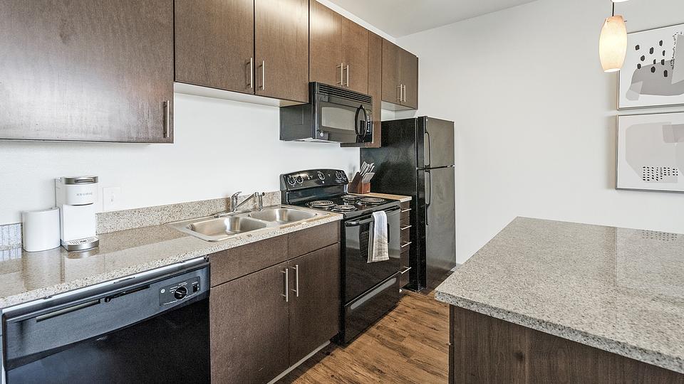 Rent Advenir at Station 121 315 in Birmingham, AL Landing