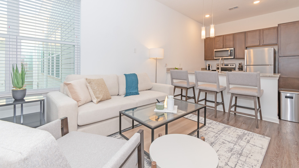 Rent San Marco Promenade 02424 in Jacksonville, FL Landing