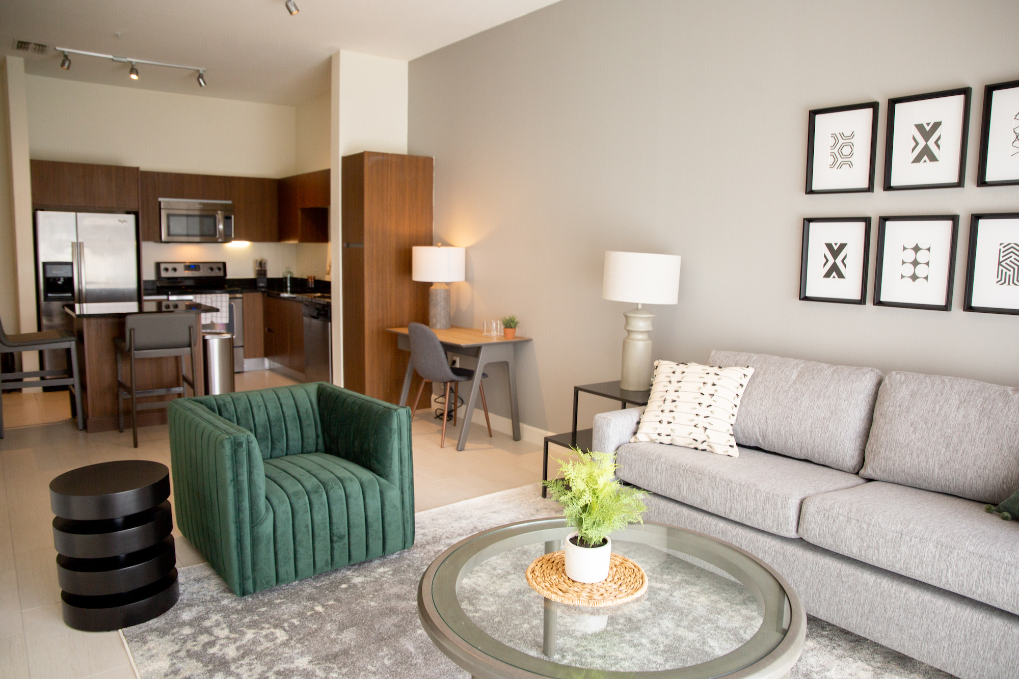 Rent The Pierhouse at Channelside 4427 in Tampa, FL Landing