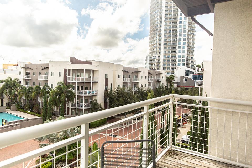 Rent The Pierhouse at Channelside 4427 in Tampa, FL Landing