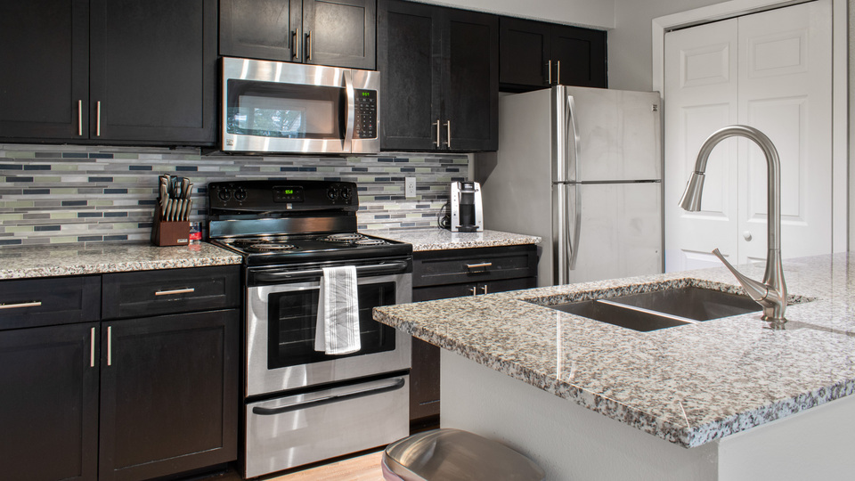 Rent Anson at the Lakes 2337 in Charlotte, NC Landing