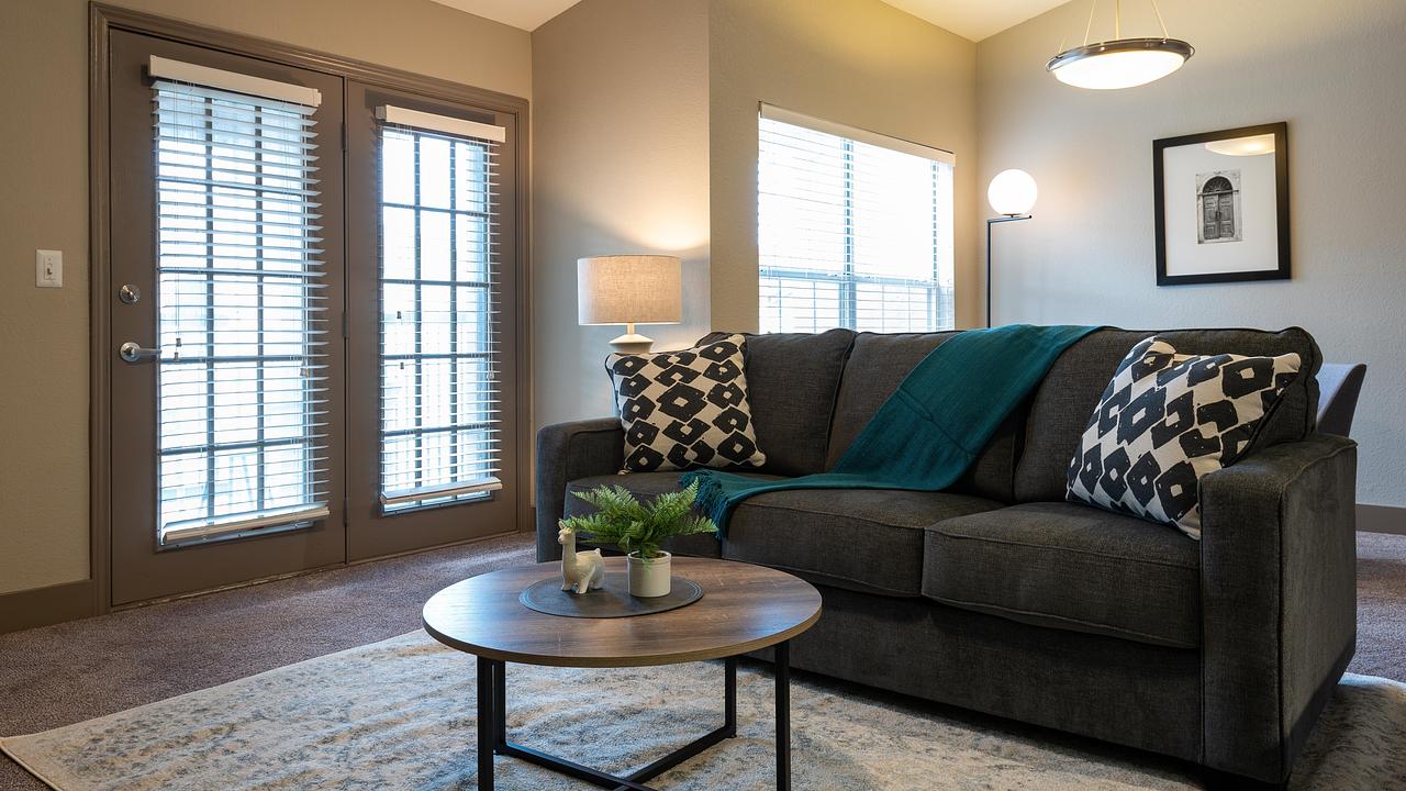 Rent Beck at Wells Branch 17 1736 in Austin, TX Landing