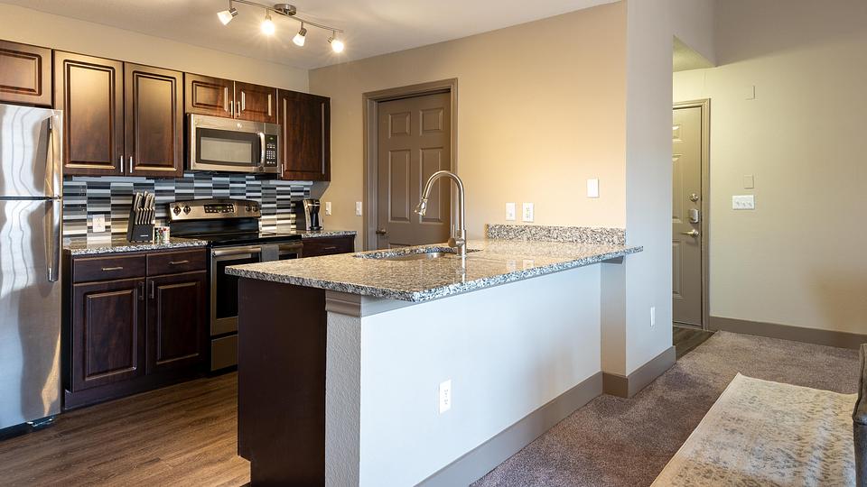 Rent Beck at Wells Branch 17 1736 in Austin, TX Landing