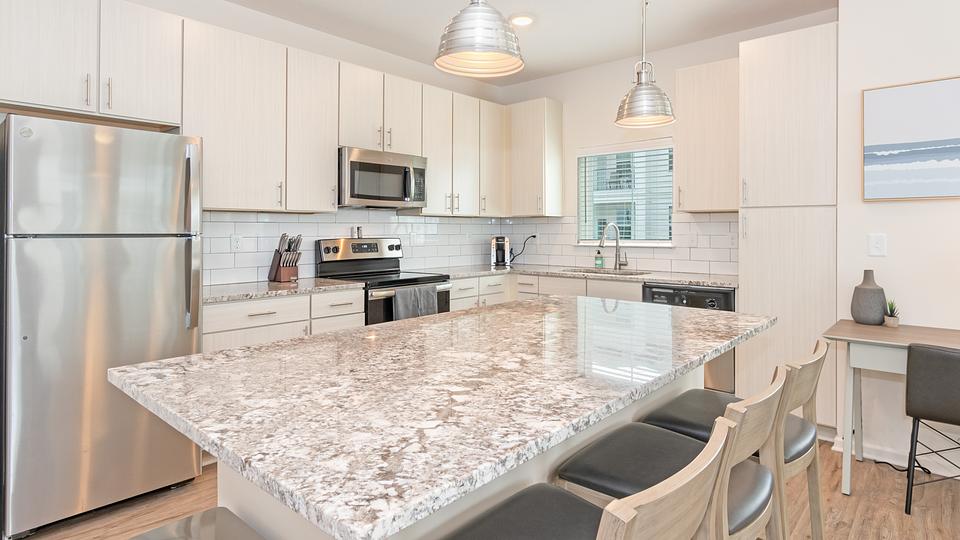 Rent Tapestry Westland Village 927 in Jacksonville, FL Landing