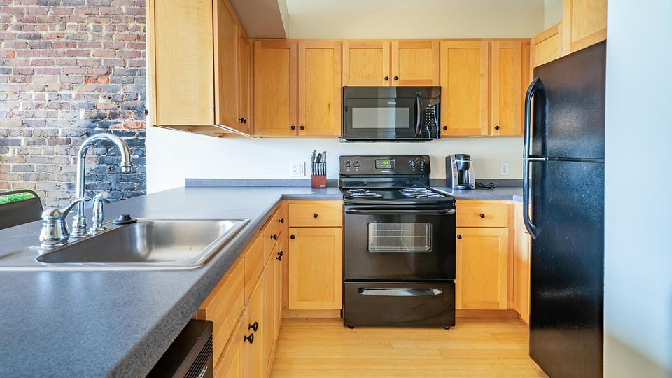 Rent Mayton Transfer Lofts 410 in Petersburg, VA Landing