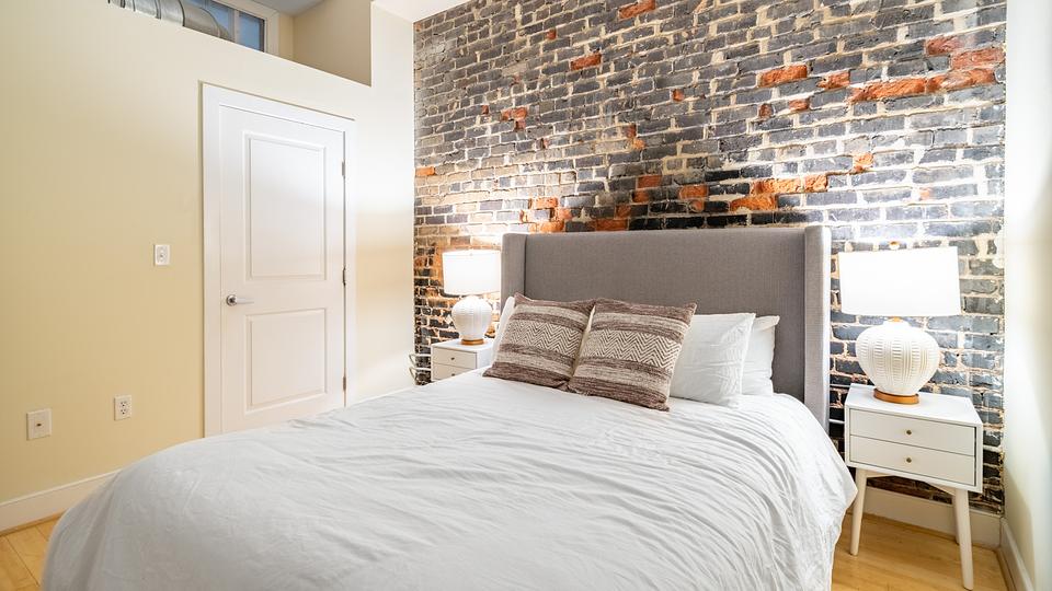 Rent Mayton Transfer Lofts 410 in Petersburg, VA Landing