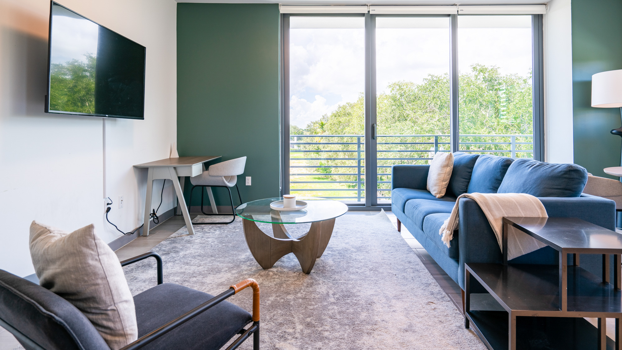 Rent Adela Mimo Bay N 325 in Miami, FL Landing