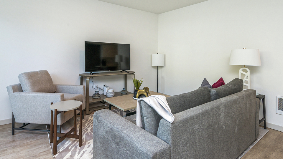 Rent Bowman 257 in Seattle, WA Landing