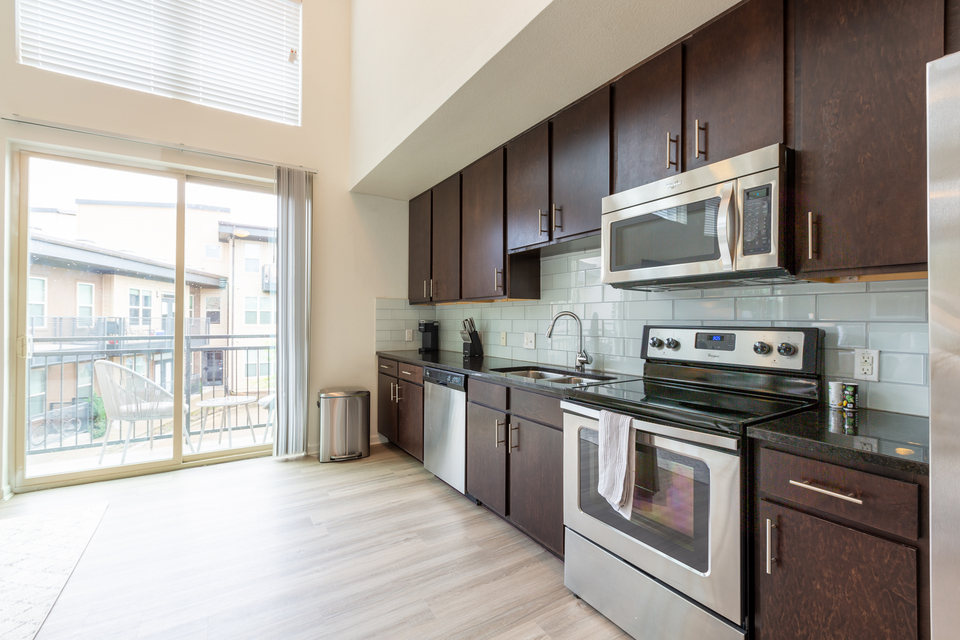 Rent The Gentry on M Streets 4102 in Dallas, TX Landing