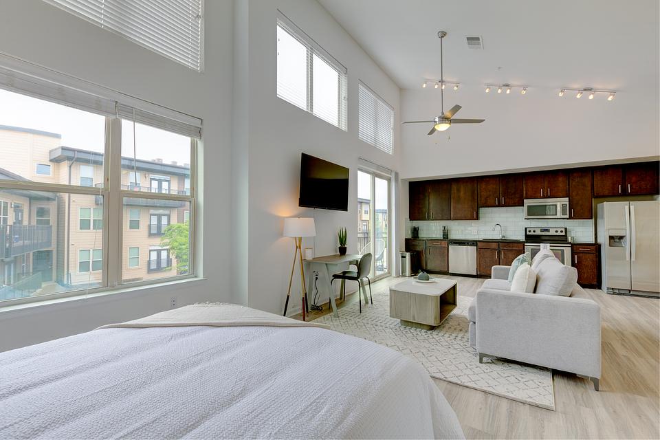 Rent The Gentry on M Streets 4102 in Dallas, TX Landing