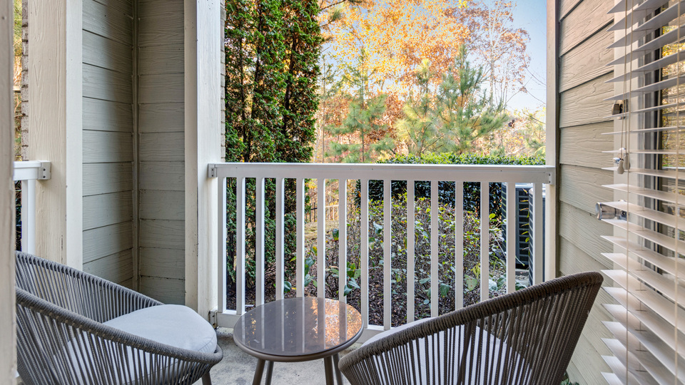 Rent Waterstone Apartments 8001 in Buford, GA Landing