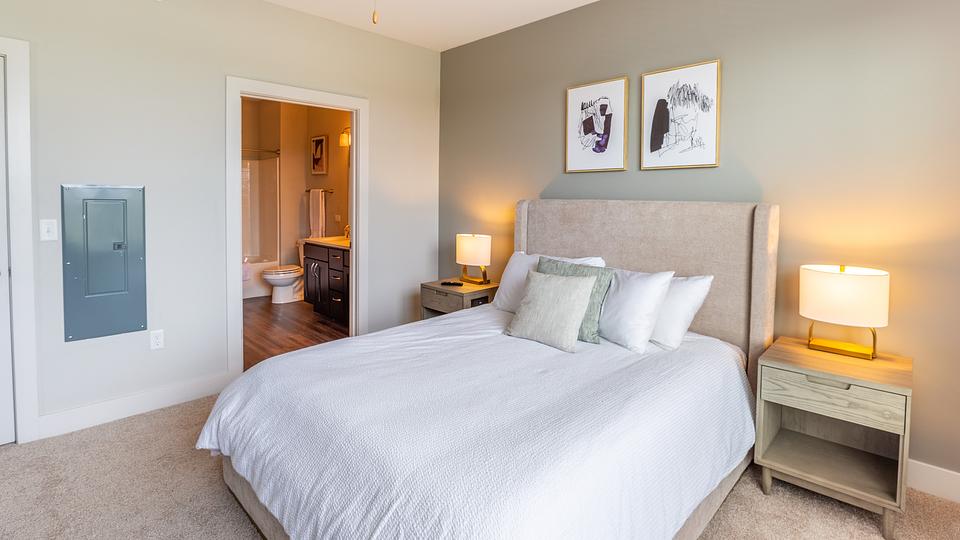 Rent WaterStone at Hamburg 231 in Lexington, KY Landing