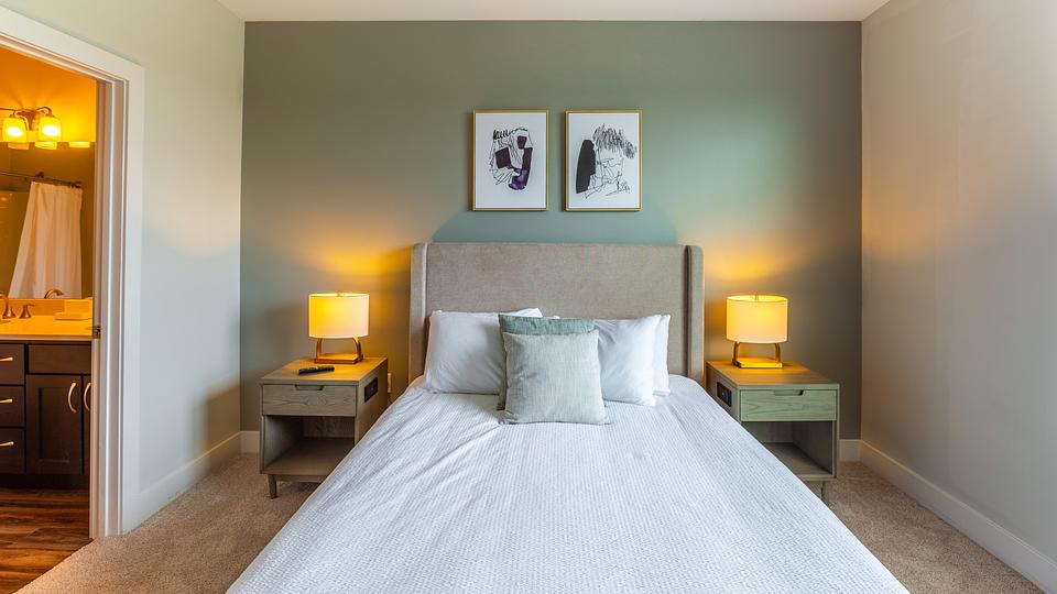 Rent WaterStone at Hamburg 231 in Lexington, KY Landing