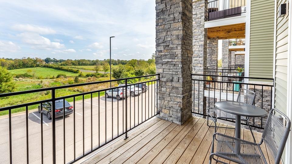 Rent WaterStone at Hamburg 231 in Lexington, KY Landing