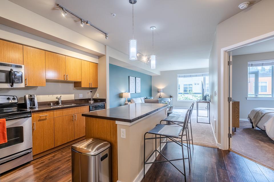 Rent Waterscape Juanita Village A209 in Kirkland, WA Landing