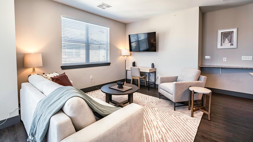 Rent Broadstone Montane 08307 in Parker, CO Landing