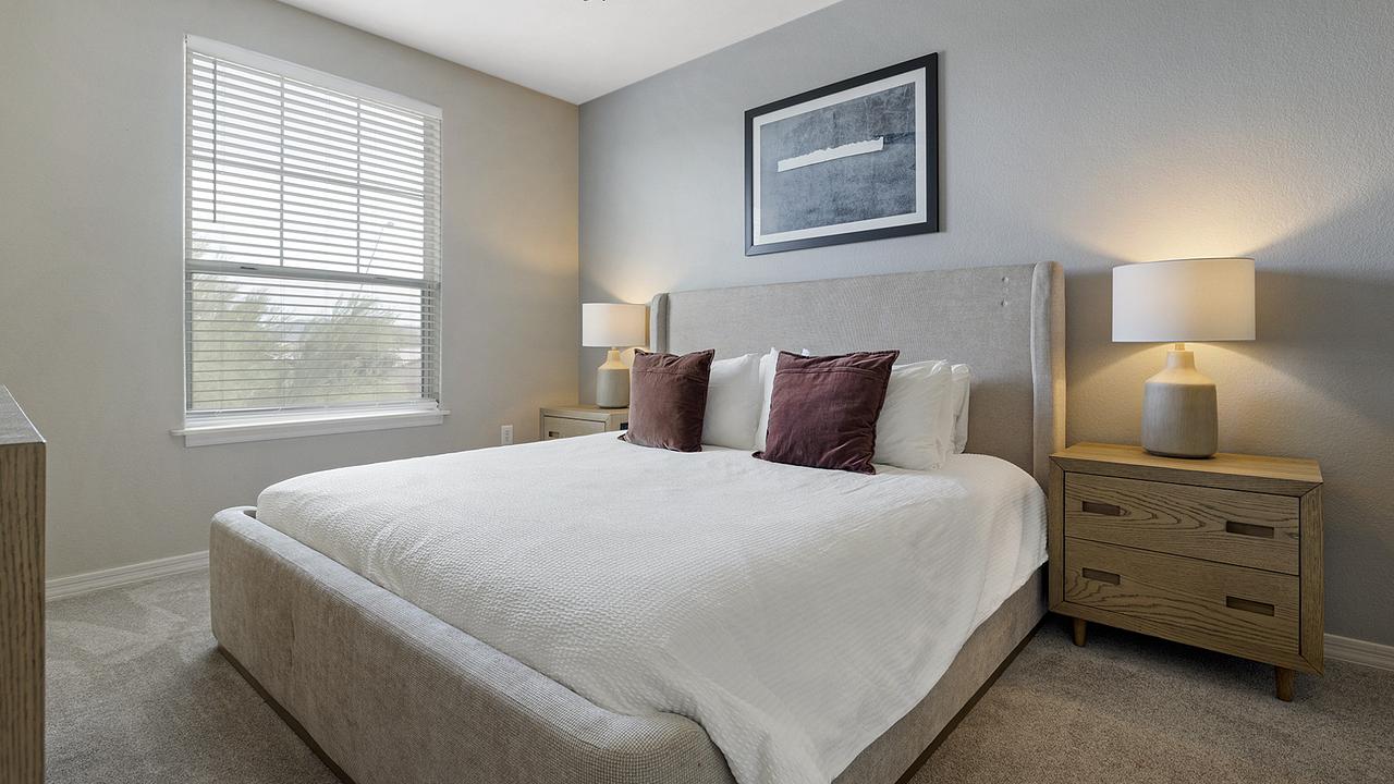 Rent Cortland Mountain Vista 2033 in Mesa, AZ Landing