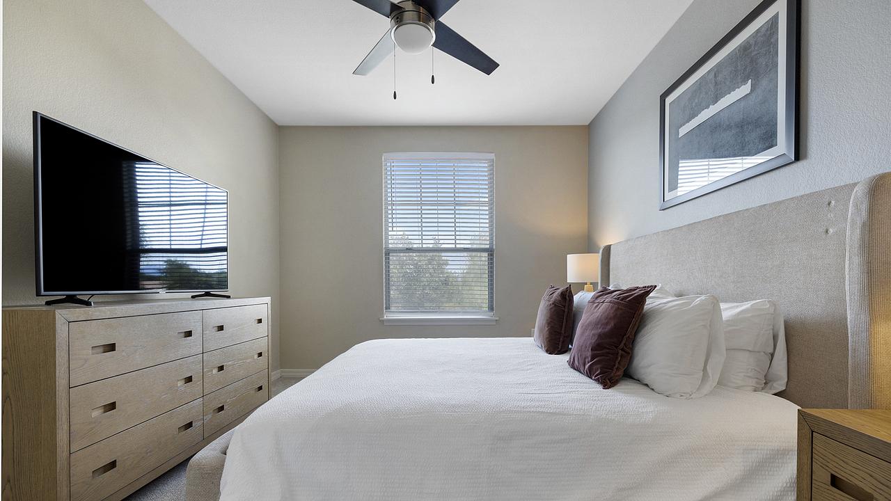 Rent Cortland Mountain Vista 2033 in Mesa, AZ Landing