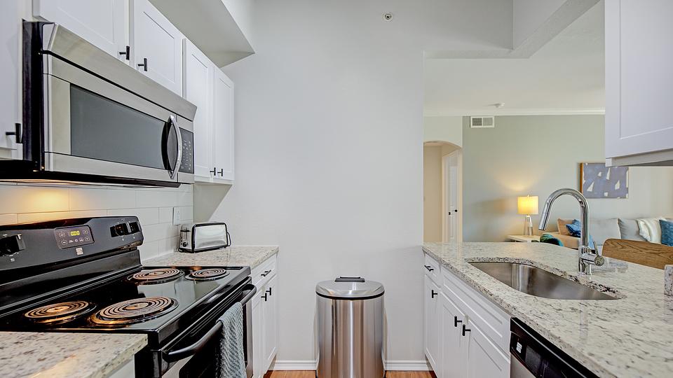 Rent Dixon at Stonegate 3527 in Fort Worth, TX Landing