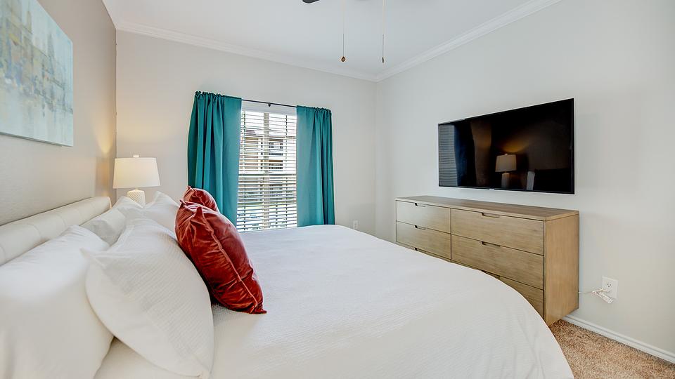 Rent Dixon at Stonegate 3527 in Fort Worth, TX Landing