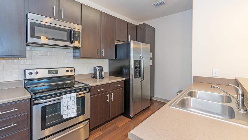 Rent Oakleaf Plantation 419 in Jacksonville, FL Landing