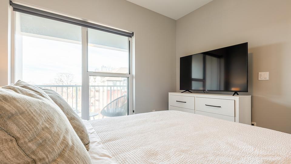 Rent Grand Flats 311 in St Louis, MO Landing