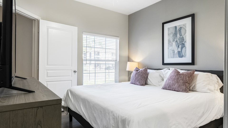 Rent Stoneleigh Apartments 1414 in Corpus Christi, TX Landing