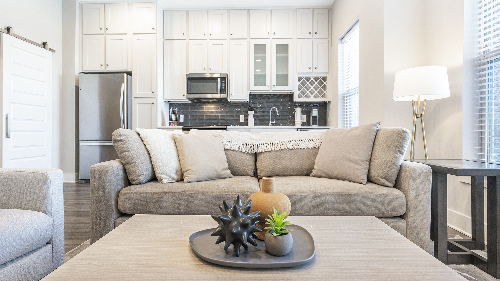 Rent McEwen Northside I 11020 in Franklin, TN Landing