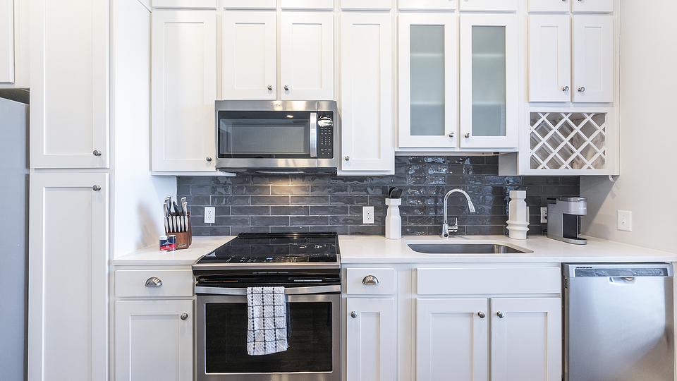 Rent McEwen Northside I 11020 in Franklin, TN Landing