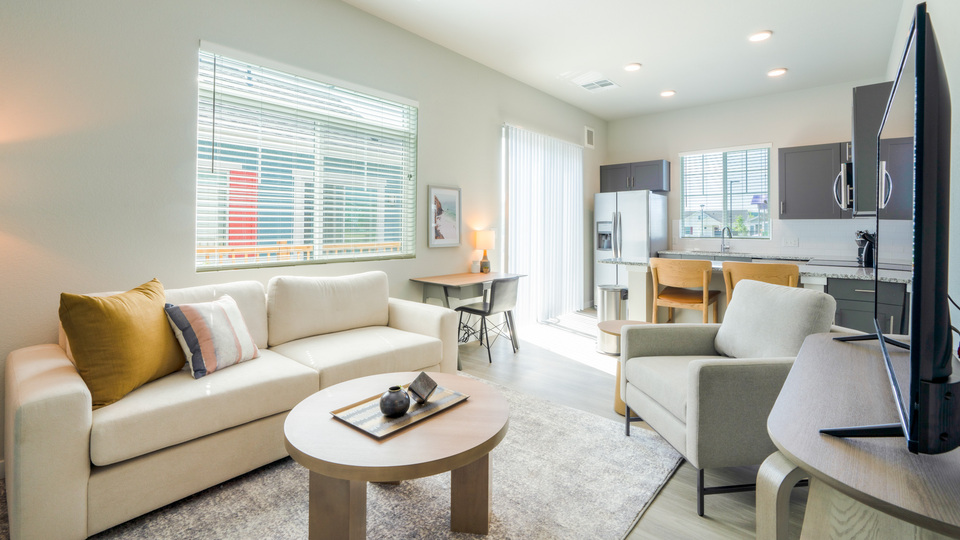 Rent Avilla Eastlake 442 in Thornton, CO Landing