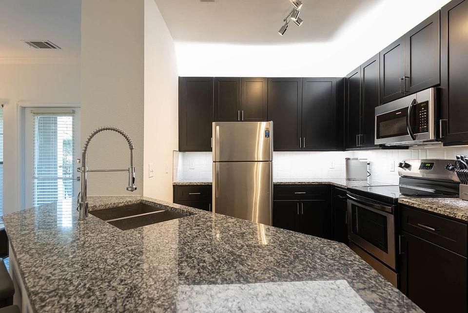 These photos are from another Landing in this building.