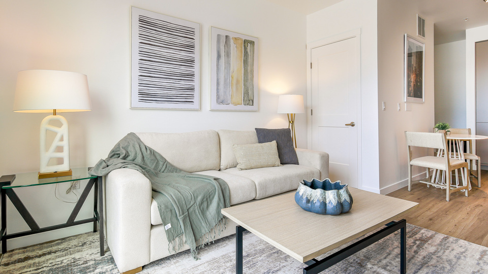 Rent Aviary Apartments 1524 in Henderson, NV Landing