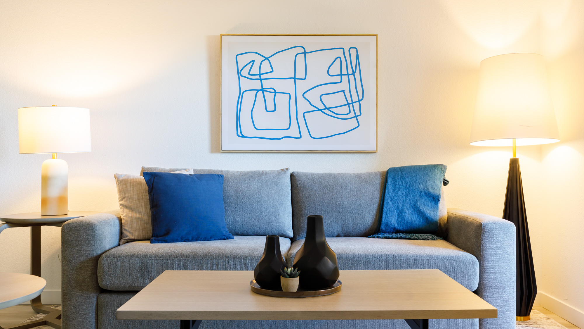 Rent Lazo Apartments 3070 in Chandler, AZ Landing