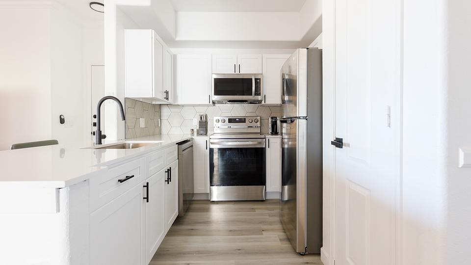 Rent Lazo Apartments 3070 in Chandler, AZ Landing