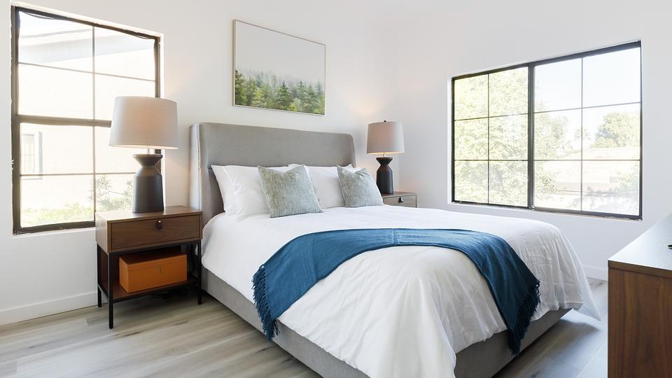 Rent Lazo Apartments 3070 in Chandler, AZ Landing