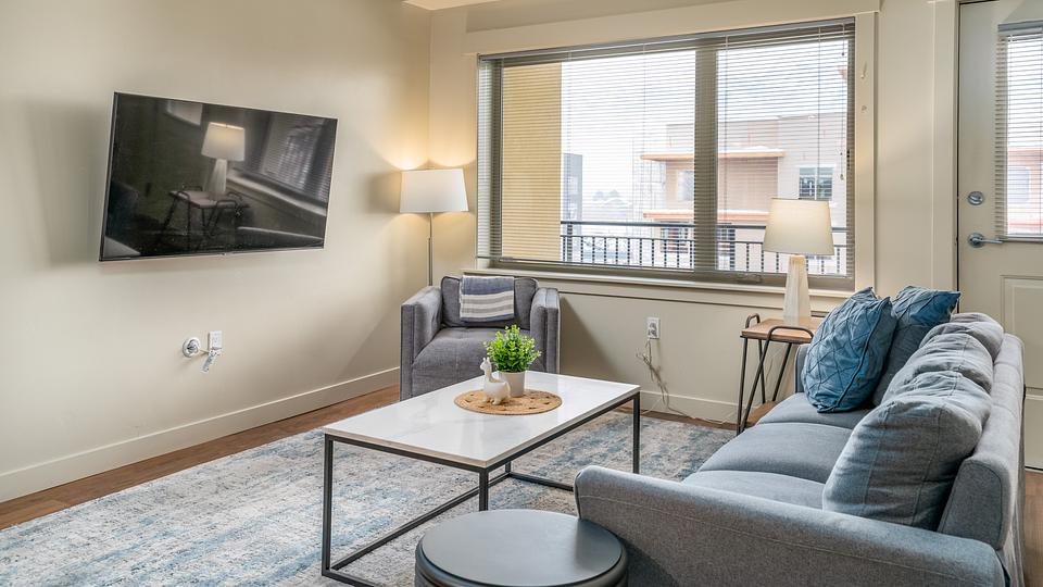 Rent Calo 1505 in Sandy, UT Landing