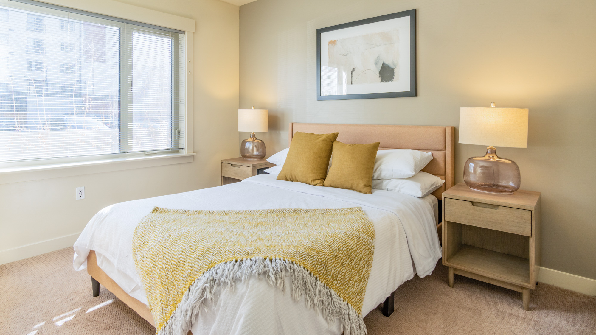 Rent Calo 118 2214 in Sandy, UT Landing