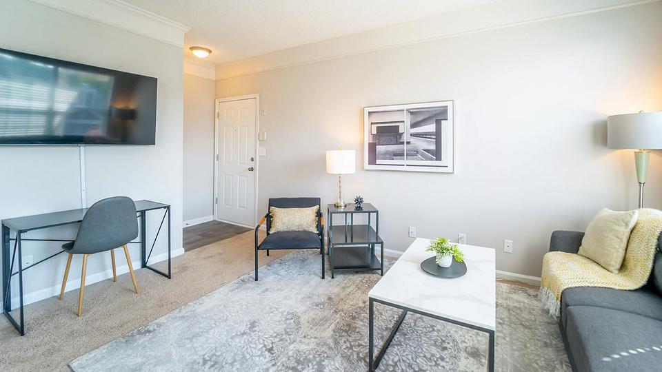 Rent Avana Thornblade 123 in Greer, SC Landing