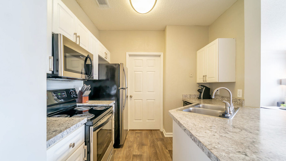 Rent Avana Thornblade 123 in Greer, SC Landing