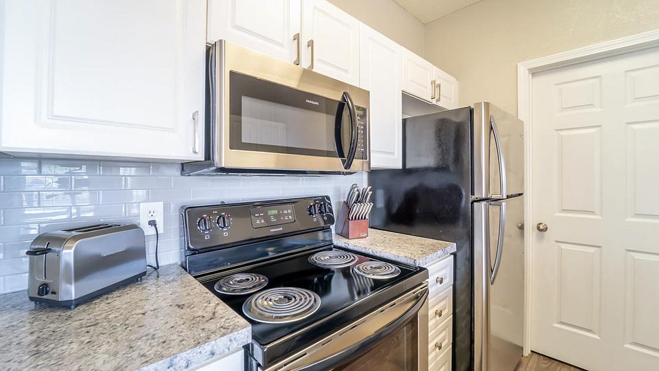 Rent Avana Thornblade 123 in Greer, SC Landing